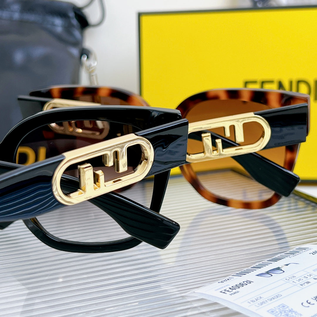 DIAGONAL SQUARE FRAME SUNGLASSES FE40063 IN ACETATE