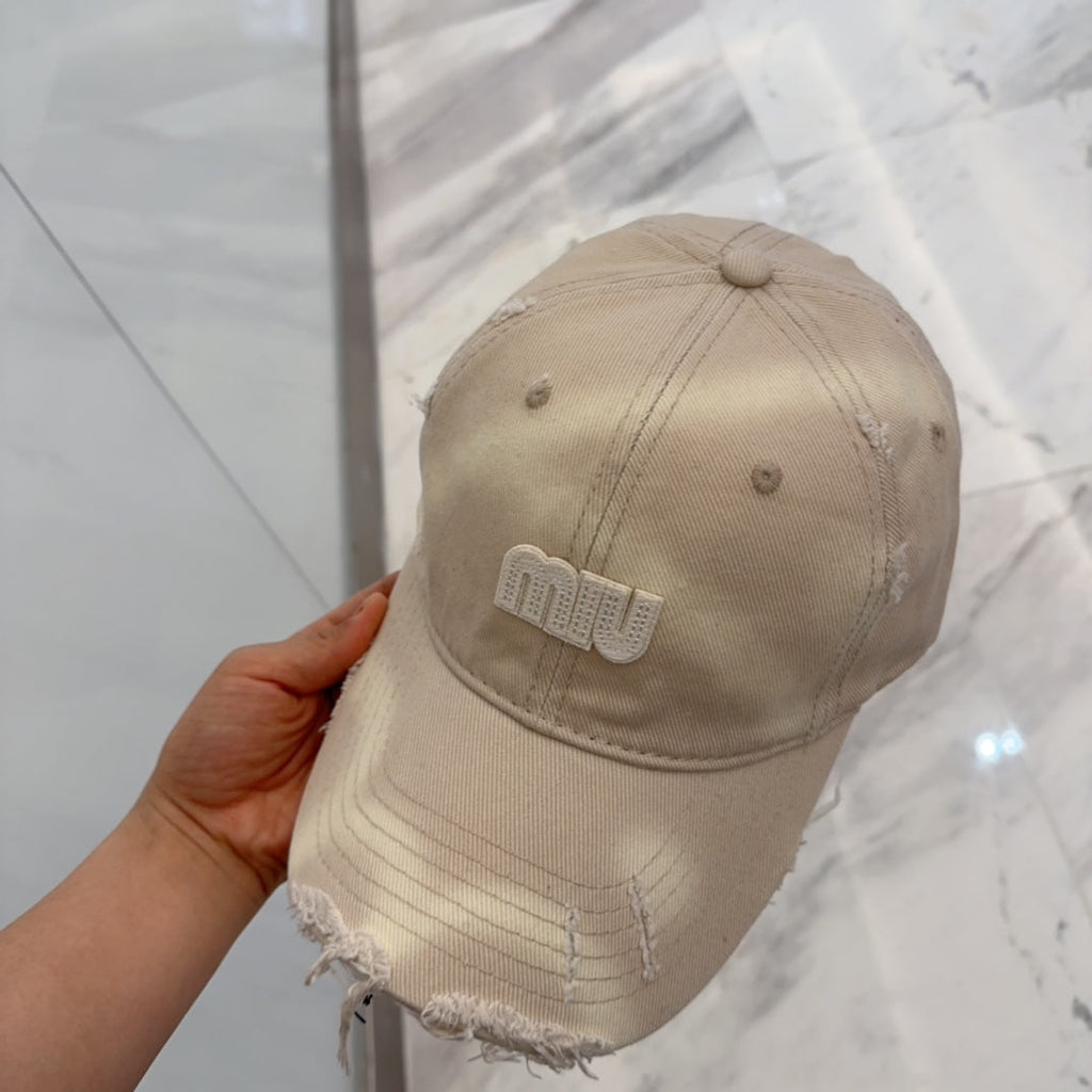 MM BASEBALL CAP IN LIGHT BEIGE DISTRESSED FABRIC STYLE 3