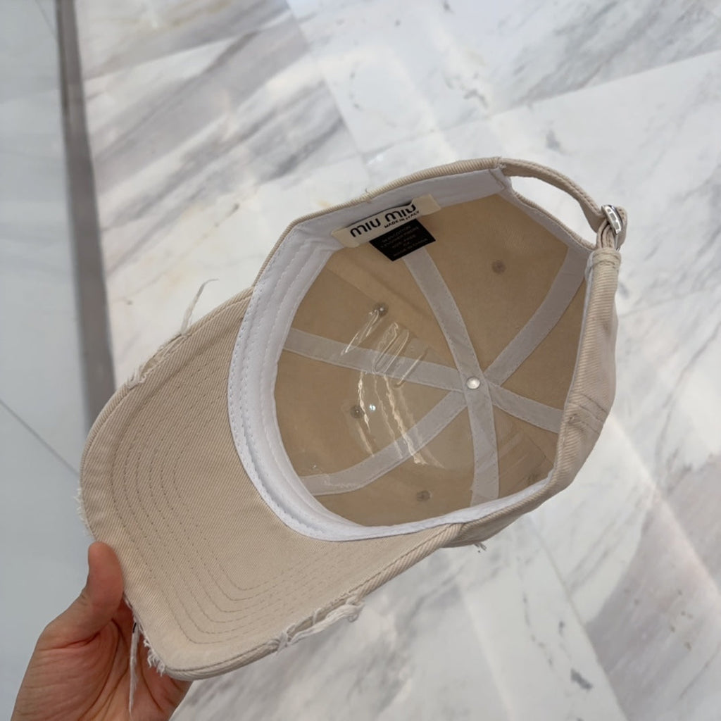 MM BASEBALL CAP IN LIGHT BEIGE DISTRESSED FABRIC STYLE 3