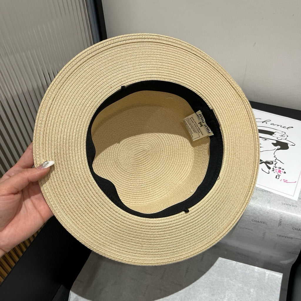 MM STRAW HAT IN LIGHT BEIGE WITH RHINESTONE EMBELLISHED