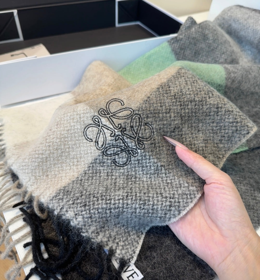 LOEWE 25S SCARF 180 IN CASHMERE 856350