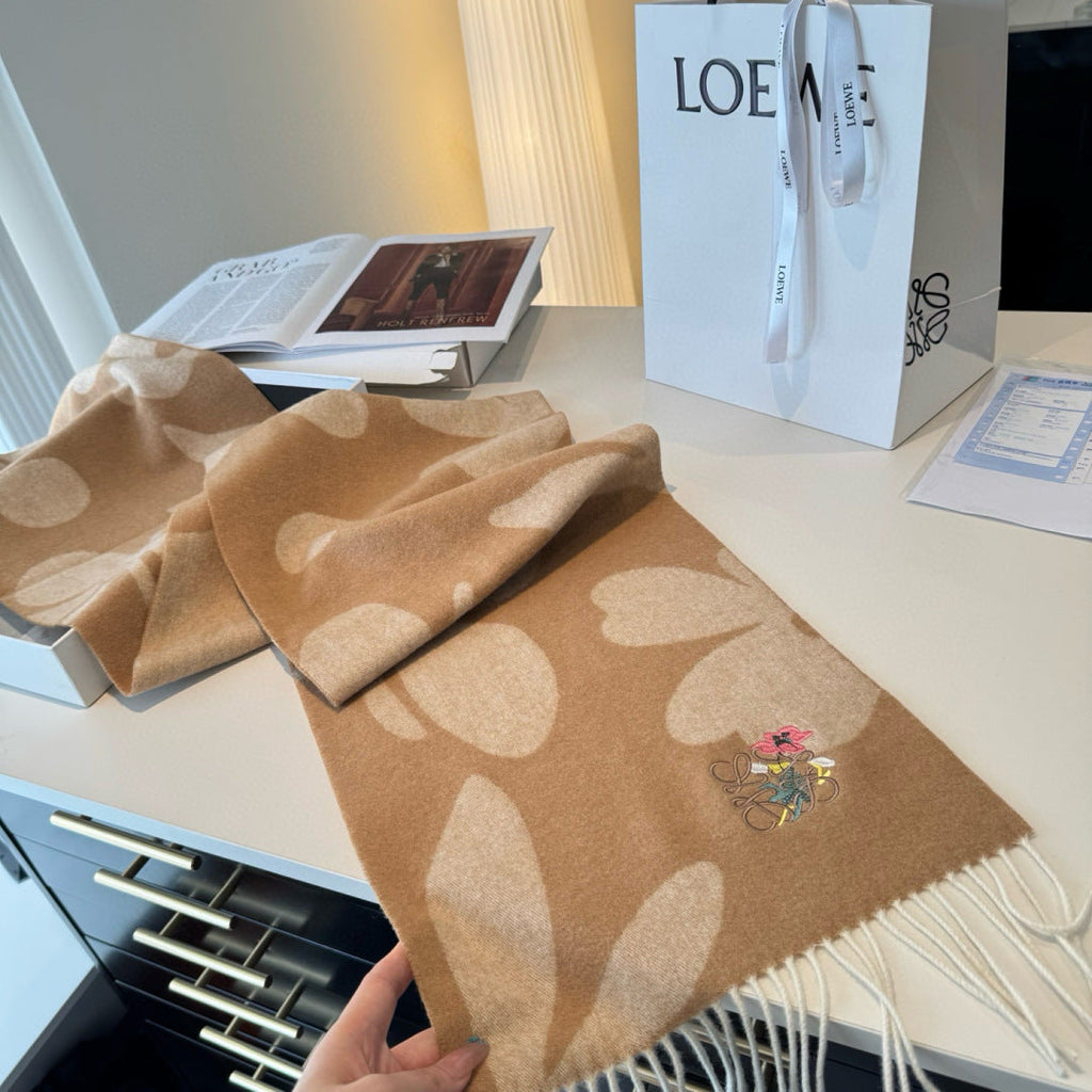LOEWE 25S SCARF 180 IN CASHMERE 858248
