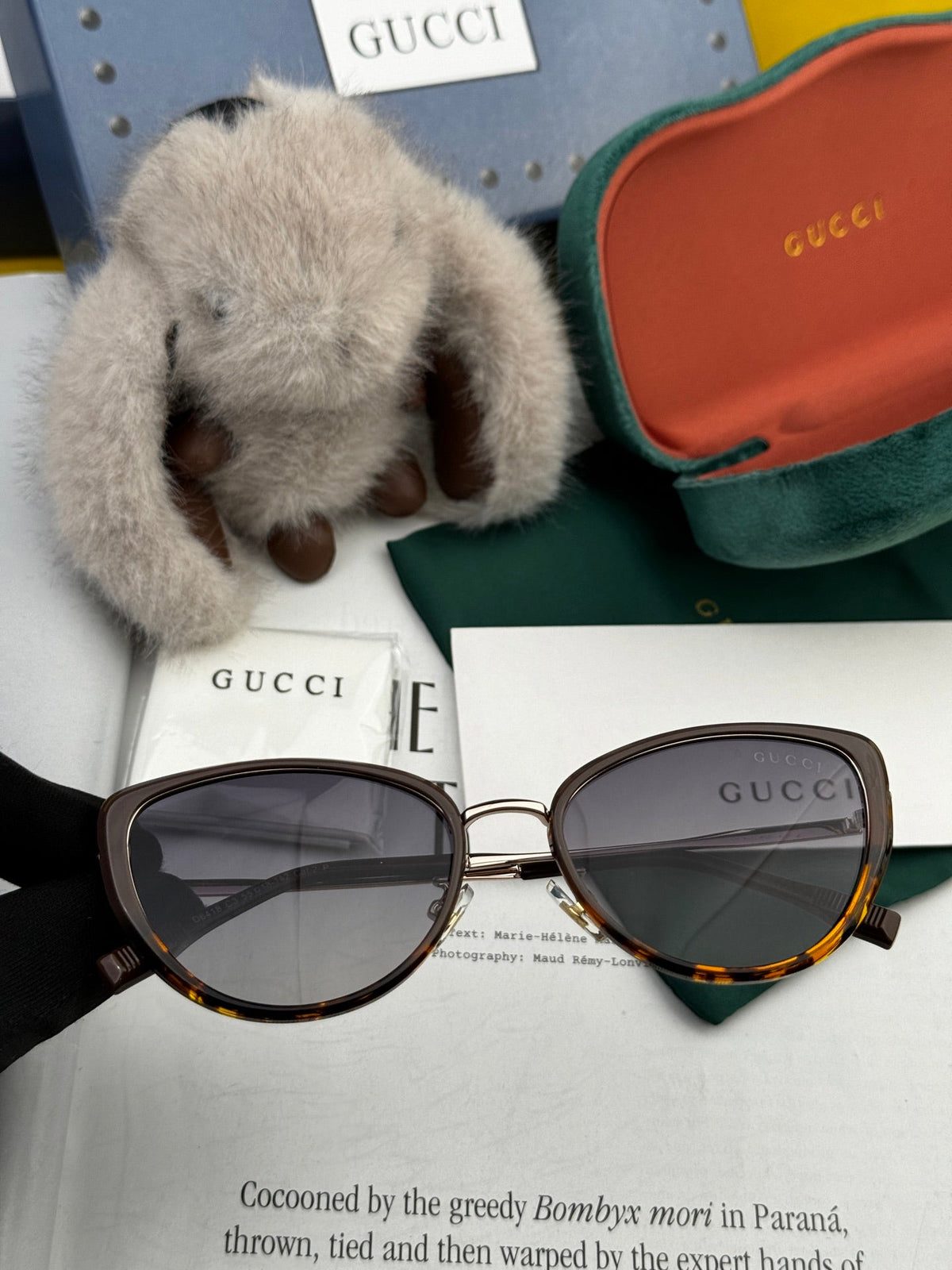 CAT-EYE FRAME SUNGLASSES G8641 IN ACETATE