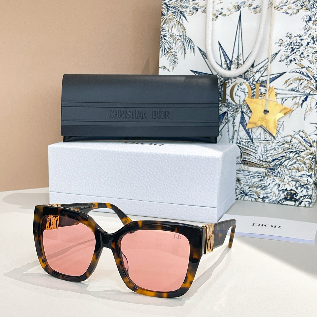 DIOR MONTAIGNE SUNGLASS MISSS2F 581617 IN ACETATE
