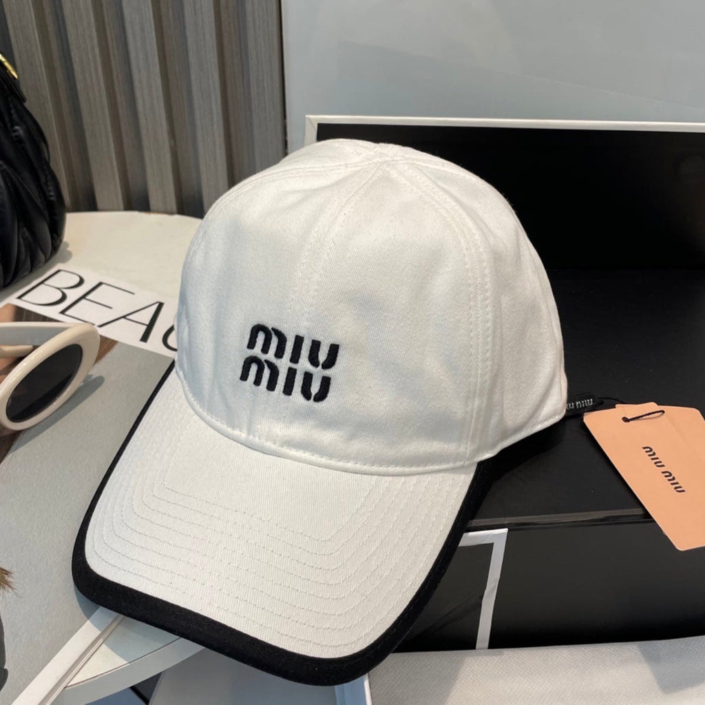 MM BASEBALL CAP IN WHITE AND BLACK FABRIC STYLE 1