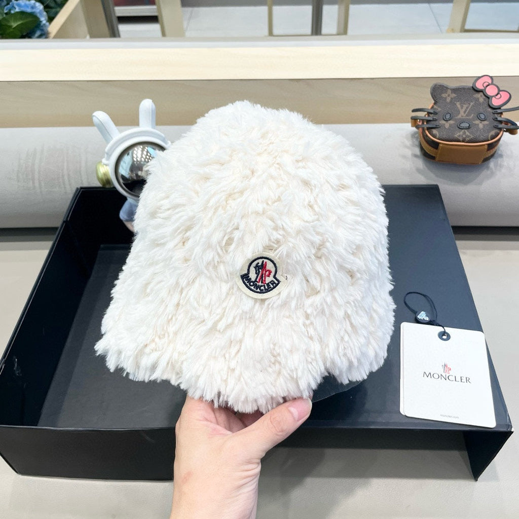 BUCKET HAT IN WHITE FLEECE 435040