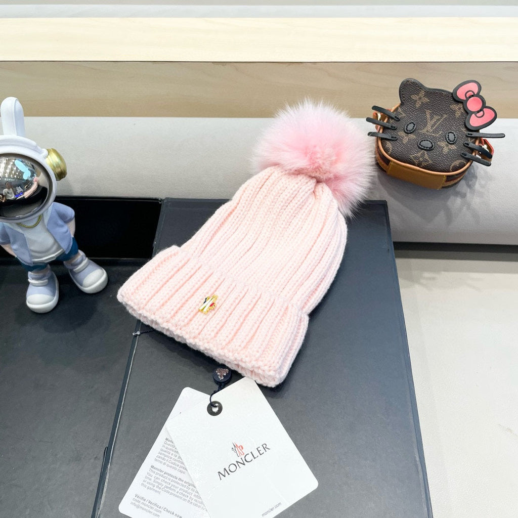 WOOL BEANIE WITH POM POM LIGHT PINK 435047