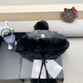 BEANIE HAT IN BLACK WOOL AND FLEECE 436748