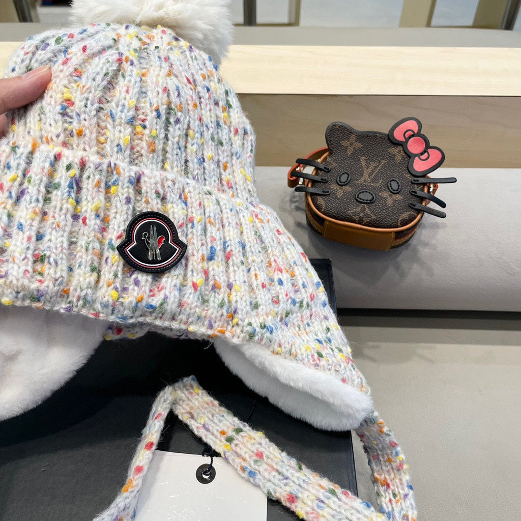 BEANIE HAT IN WHITE WOOL LINED WITH FLEECE 436774