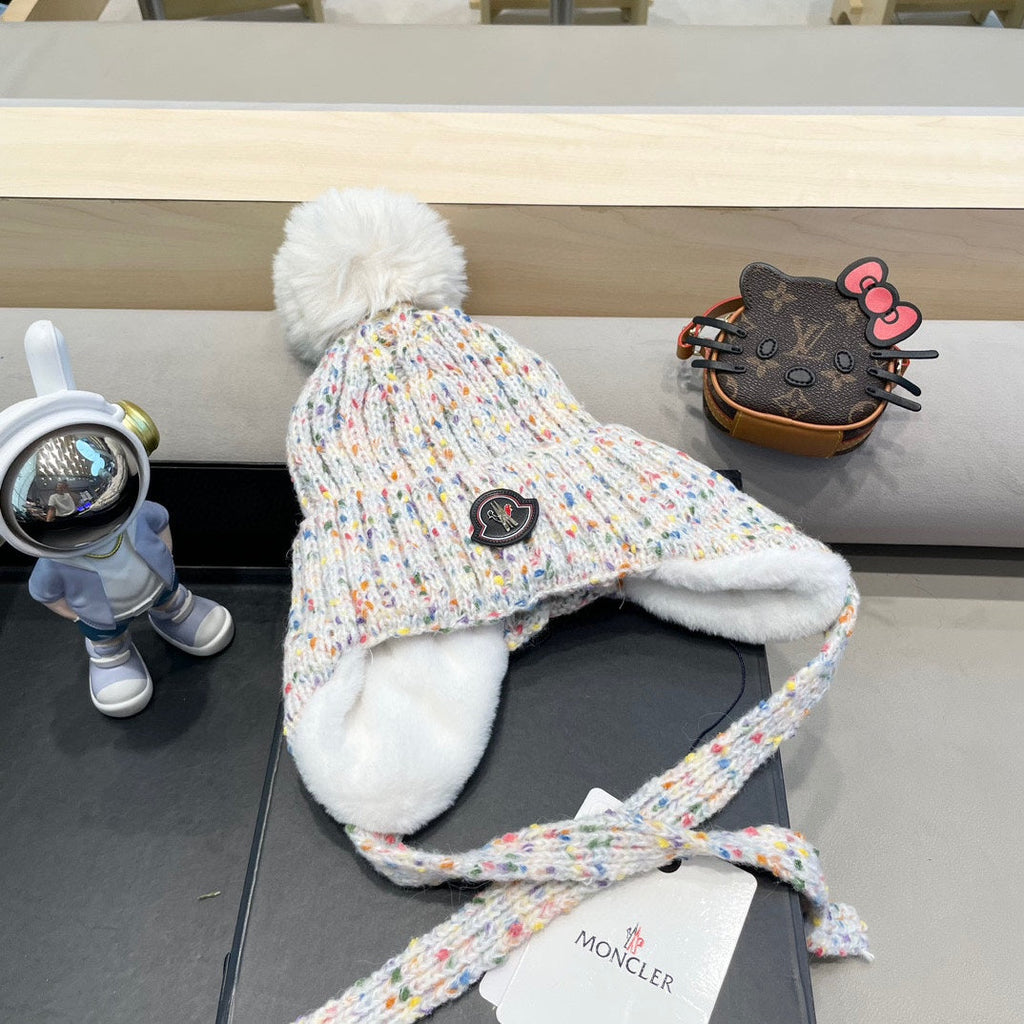 BEANIE HAT IN WHITE WOOL LINED WITH FLEECE 436774