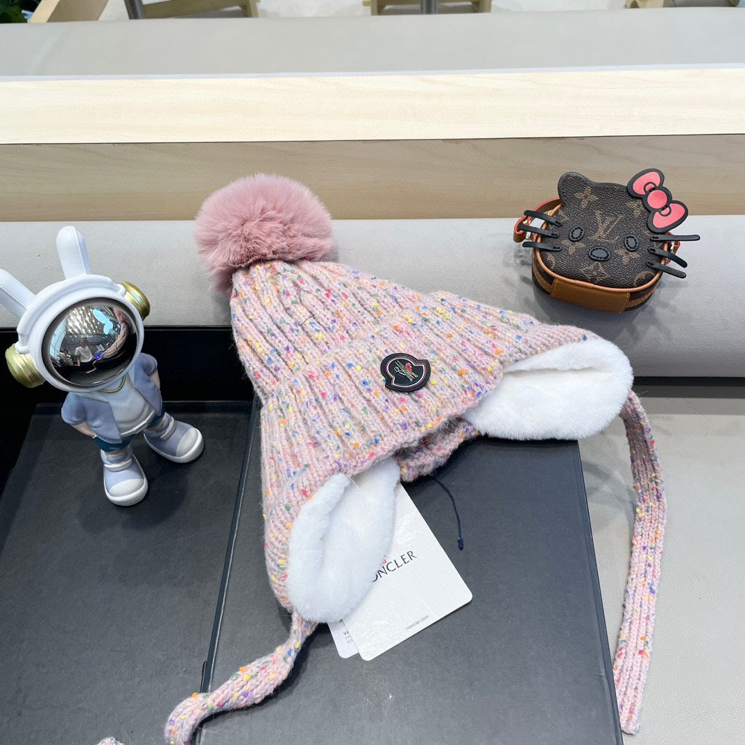BEANIE HAT IN LIGHT PINK WOOL LINED WITH FLEECE 436776