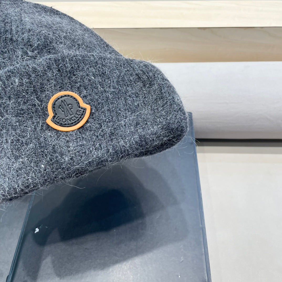 BEANIE HAT IN GRAPHITE GRAY WOOL 438121