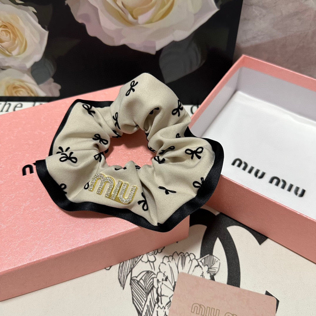 HAIR TIE IN BEIGE MIX BLACK SPANDEX FABRIC 432828