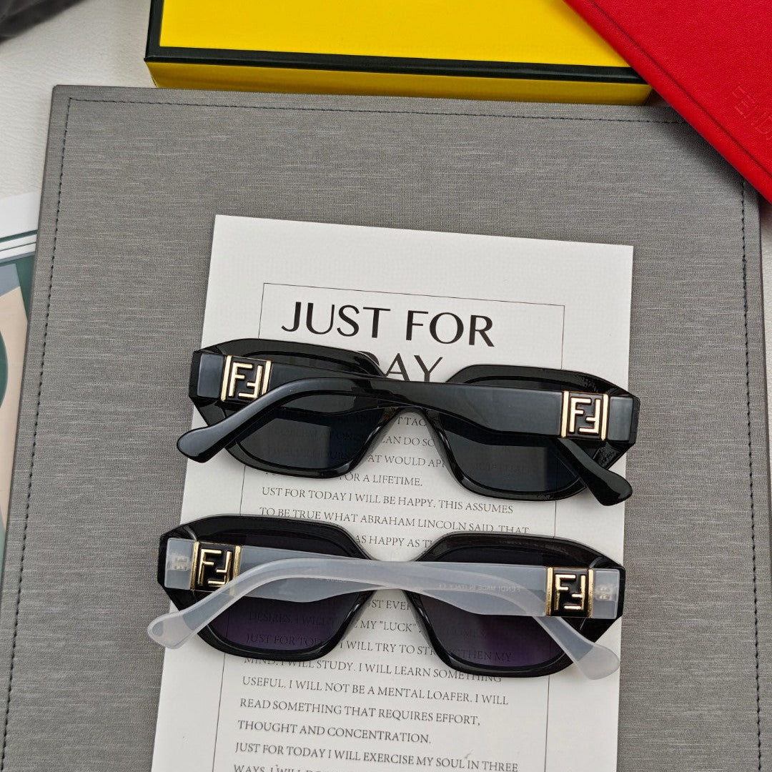 EMBOSSED FF PATTERN ROMA RECTANGULAR FRAME SUNGLASSES 58033 IN ACETATE