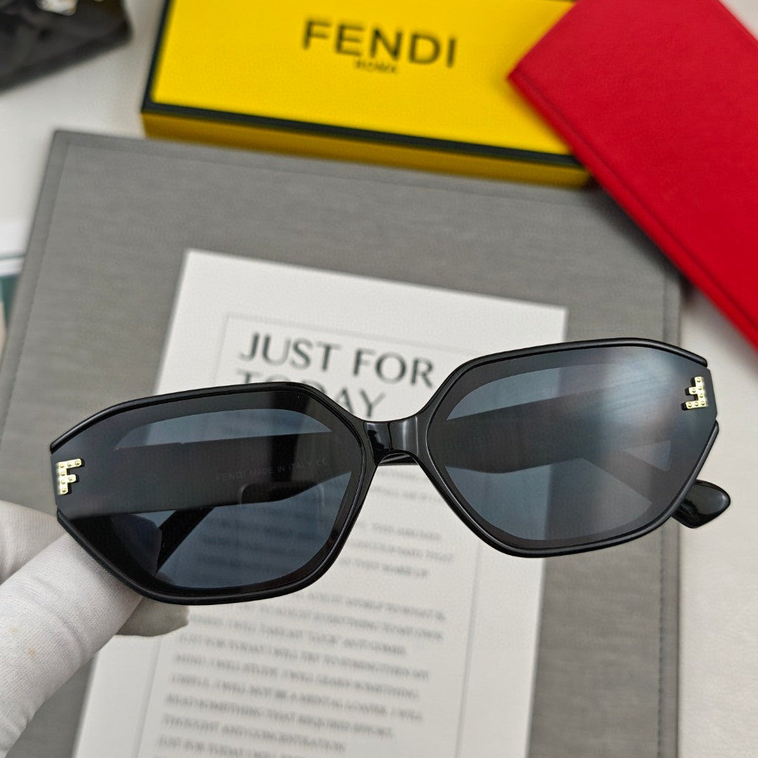 EMBOSSED FF PATTERN ROMA RECTANGULAR FRAME SUNGLASSES 58033 IN ACETATE