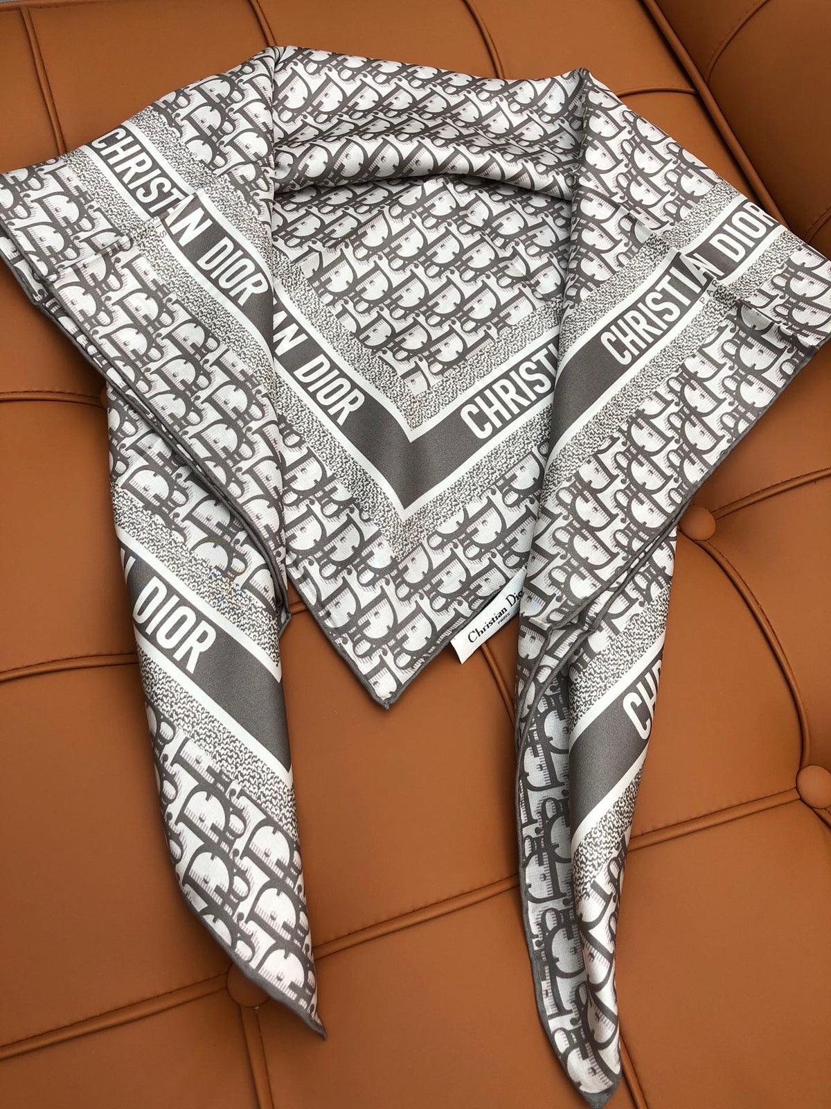 DIOR SCARF 90 IN SILK 704590