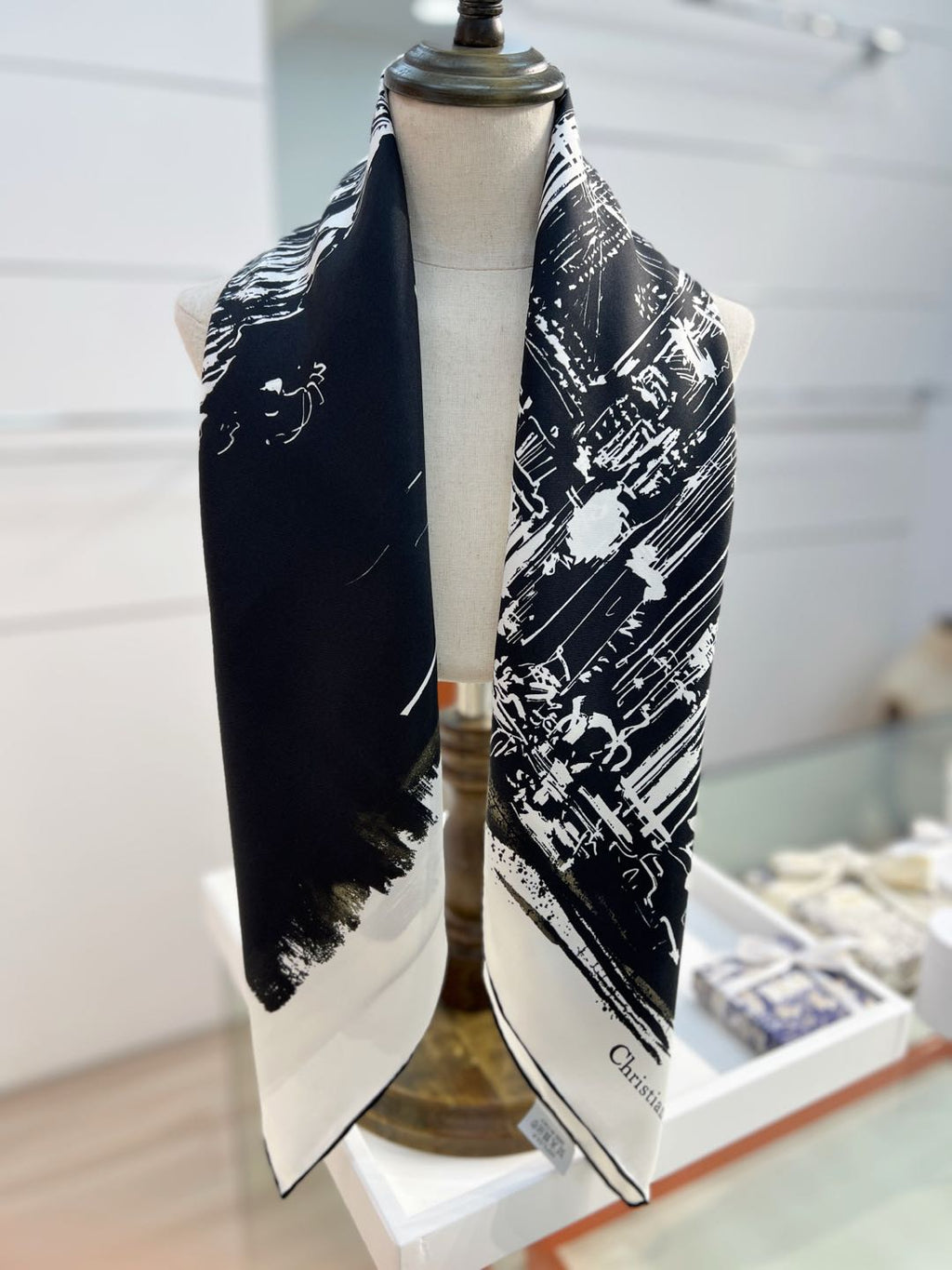 DIOR SCARF 90 CM IN SILK 603566