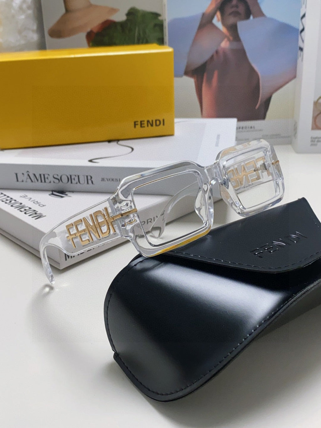 EMBOSSED LOGO DIAGONAL RECTANGULAR SUNGLASSES 563312 IN ACETATE