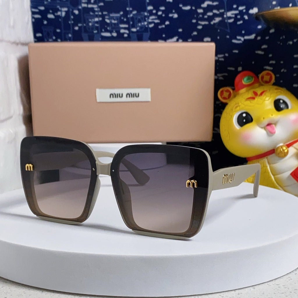 RUNWAY SQUARE SUNGLASSES 563196 IN BEIGE ACETATE