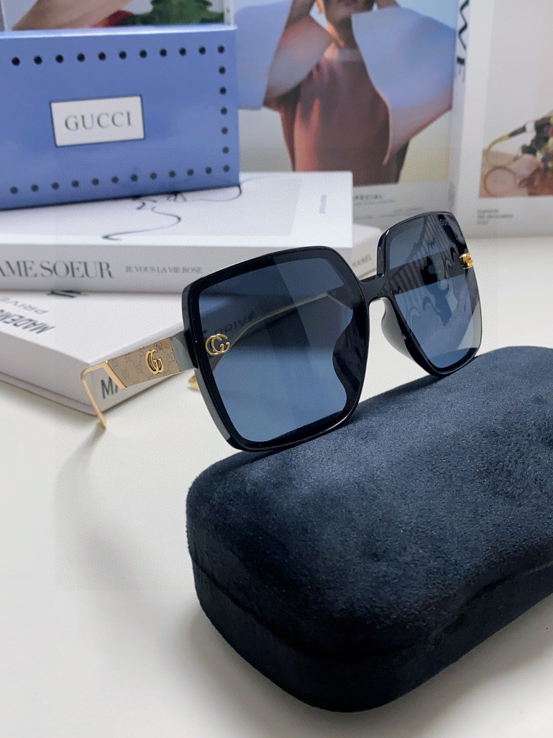 SQUARE FRAME SUNGLASSES 567447 IN ACETATE