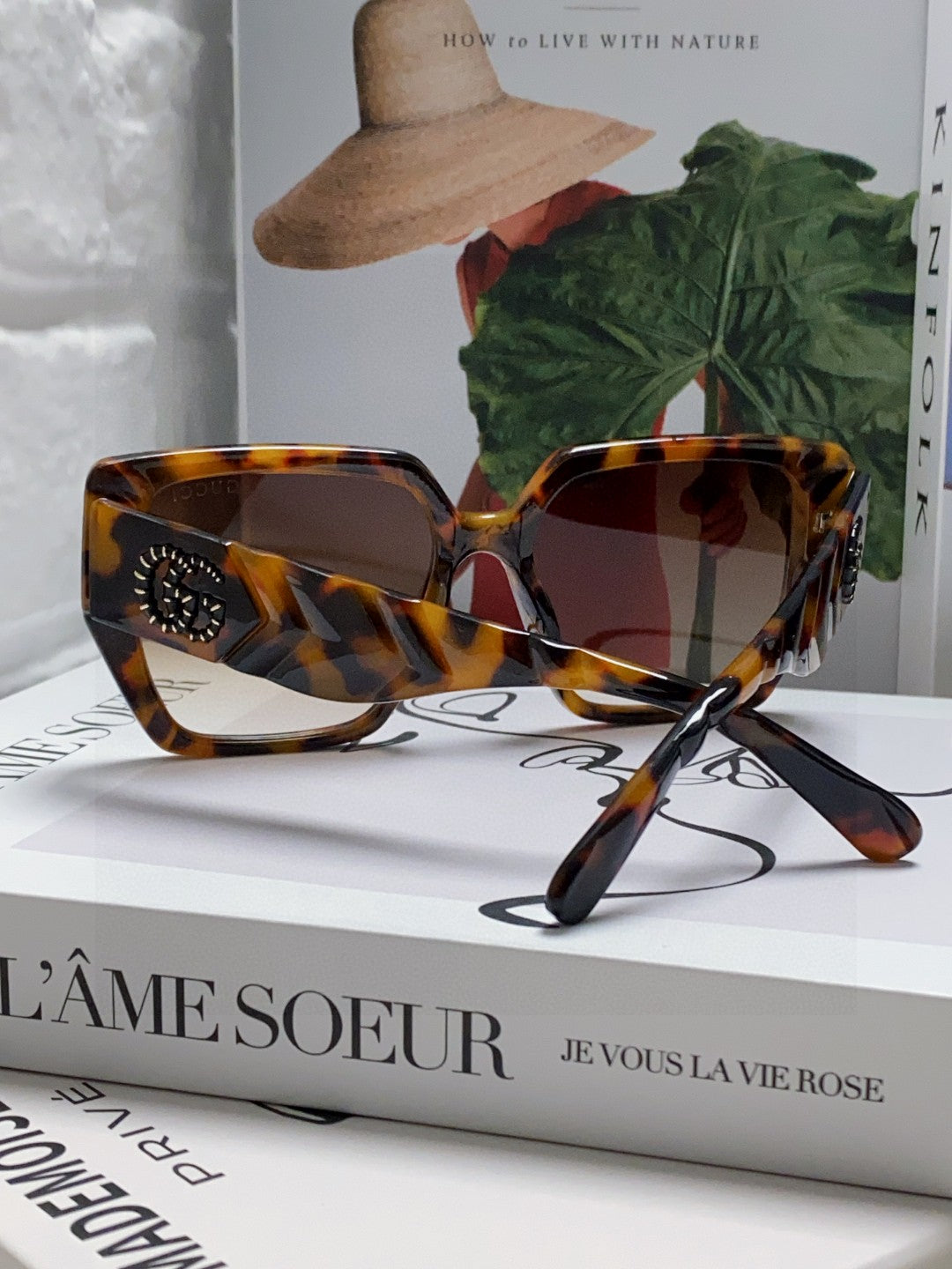 SQUARE FRAME SUNGLASSES 570209 IN ACETATE