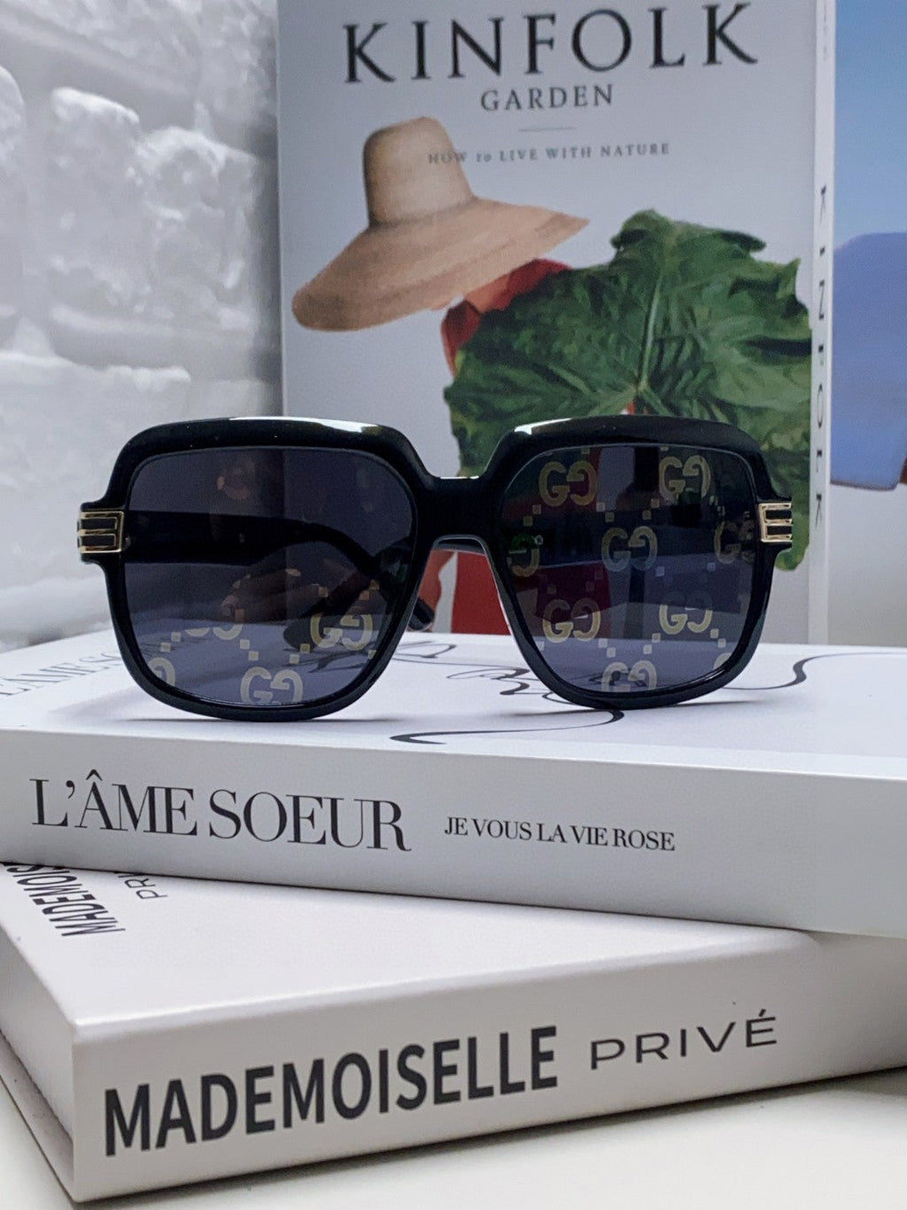 SQUARE FRAME SUNGLASSES 570231 IN ACETATE AND METAL