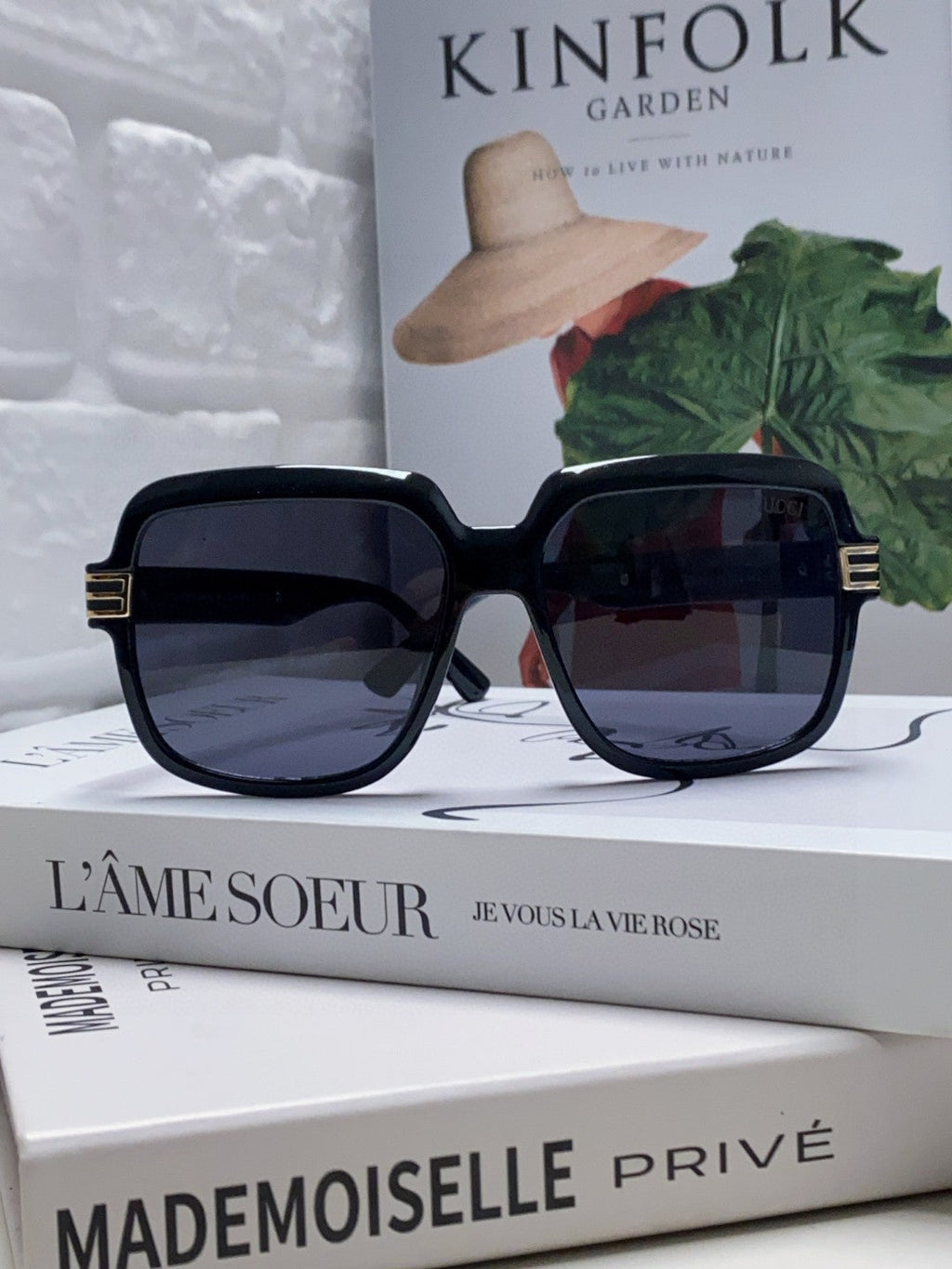 SQUARE FRAME SUNGLASSES 570231 IN ACETATE AND METAL