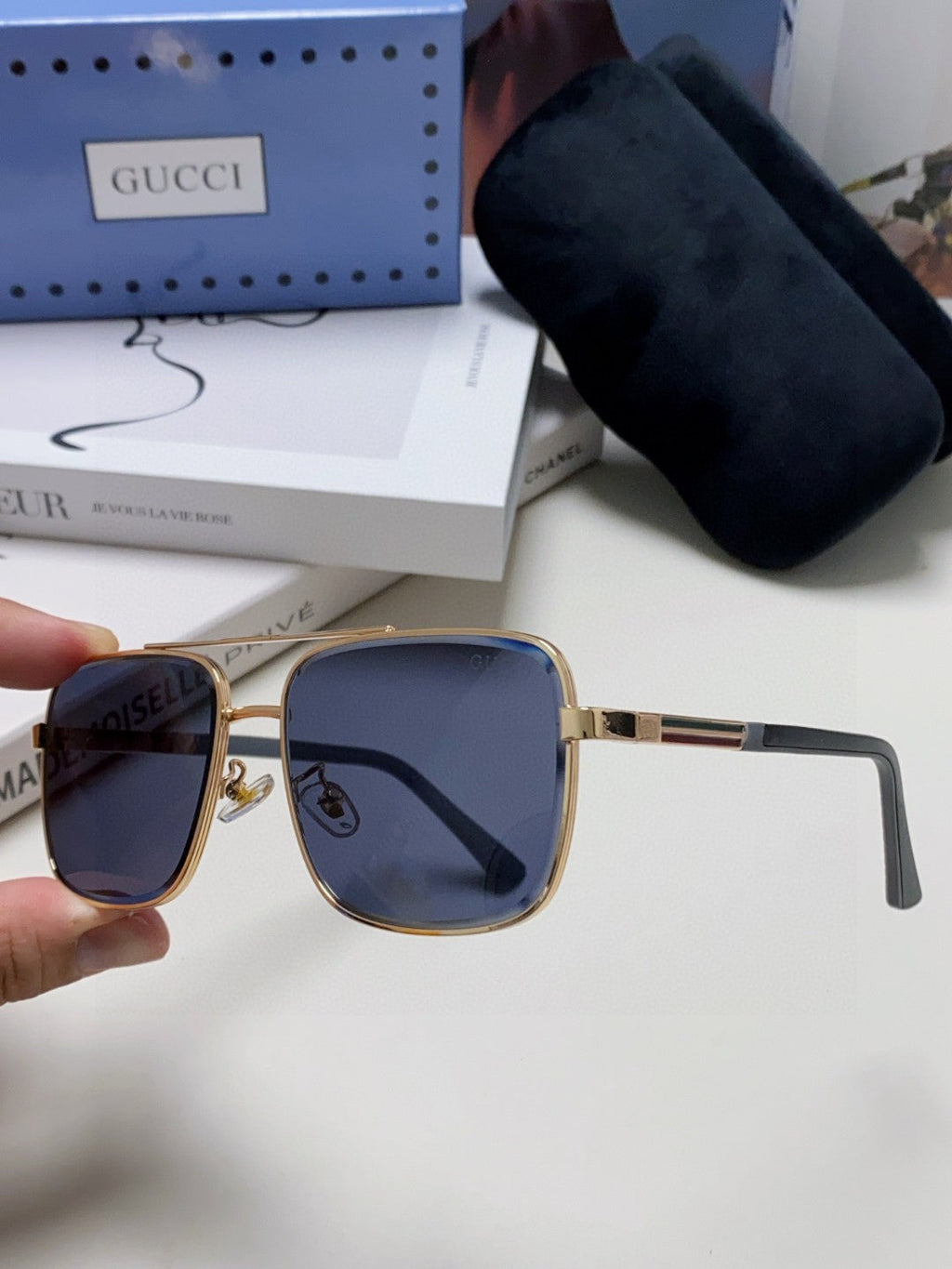 SQUARE FRAME SUNGLASSES 576880 IN METAL