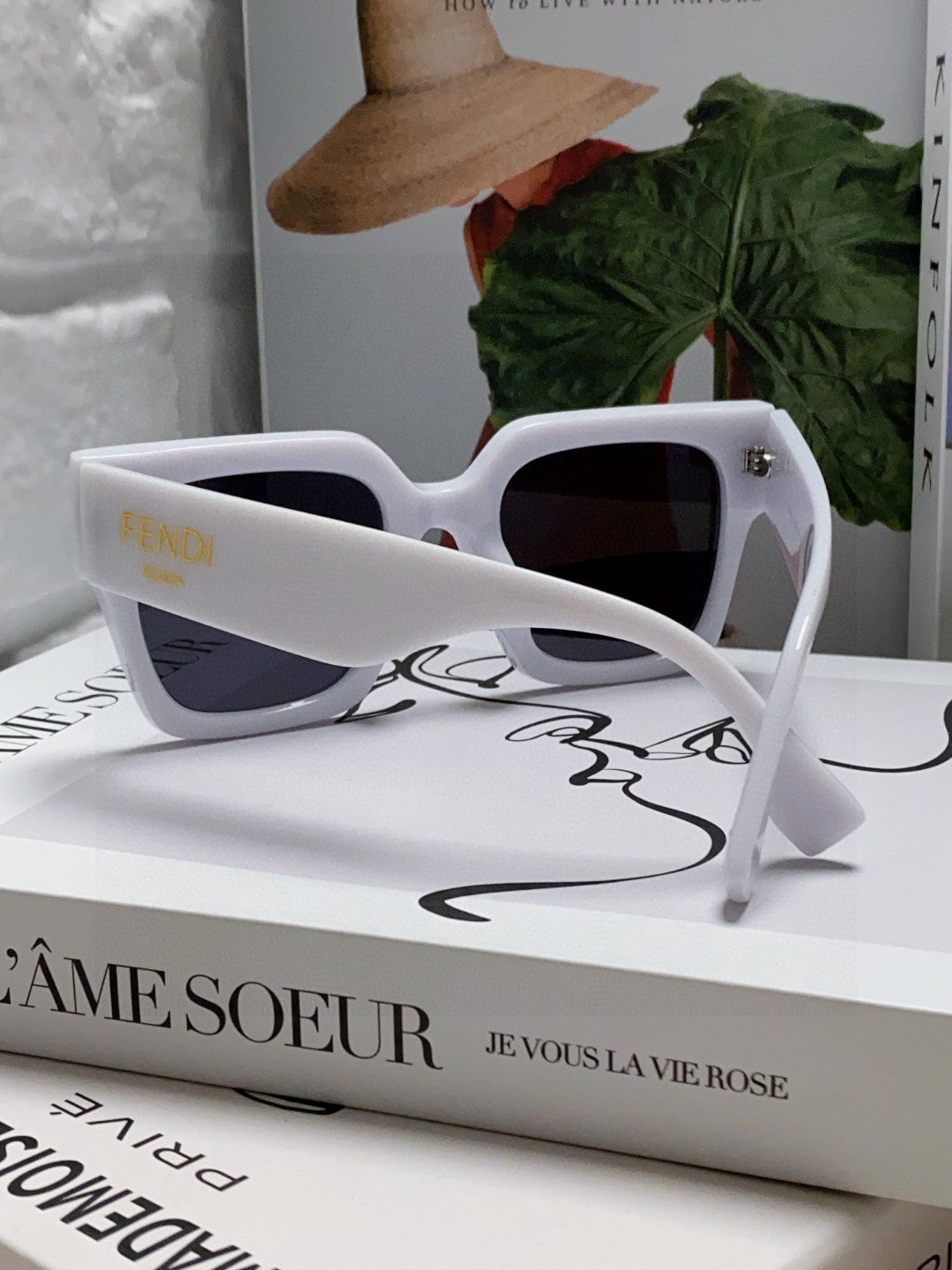 FEN FIRST CHUNKY SQUARE FRAME SUNGLASSES 542081 IN ACETATE