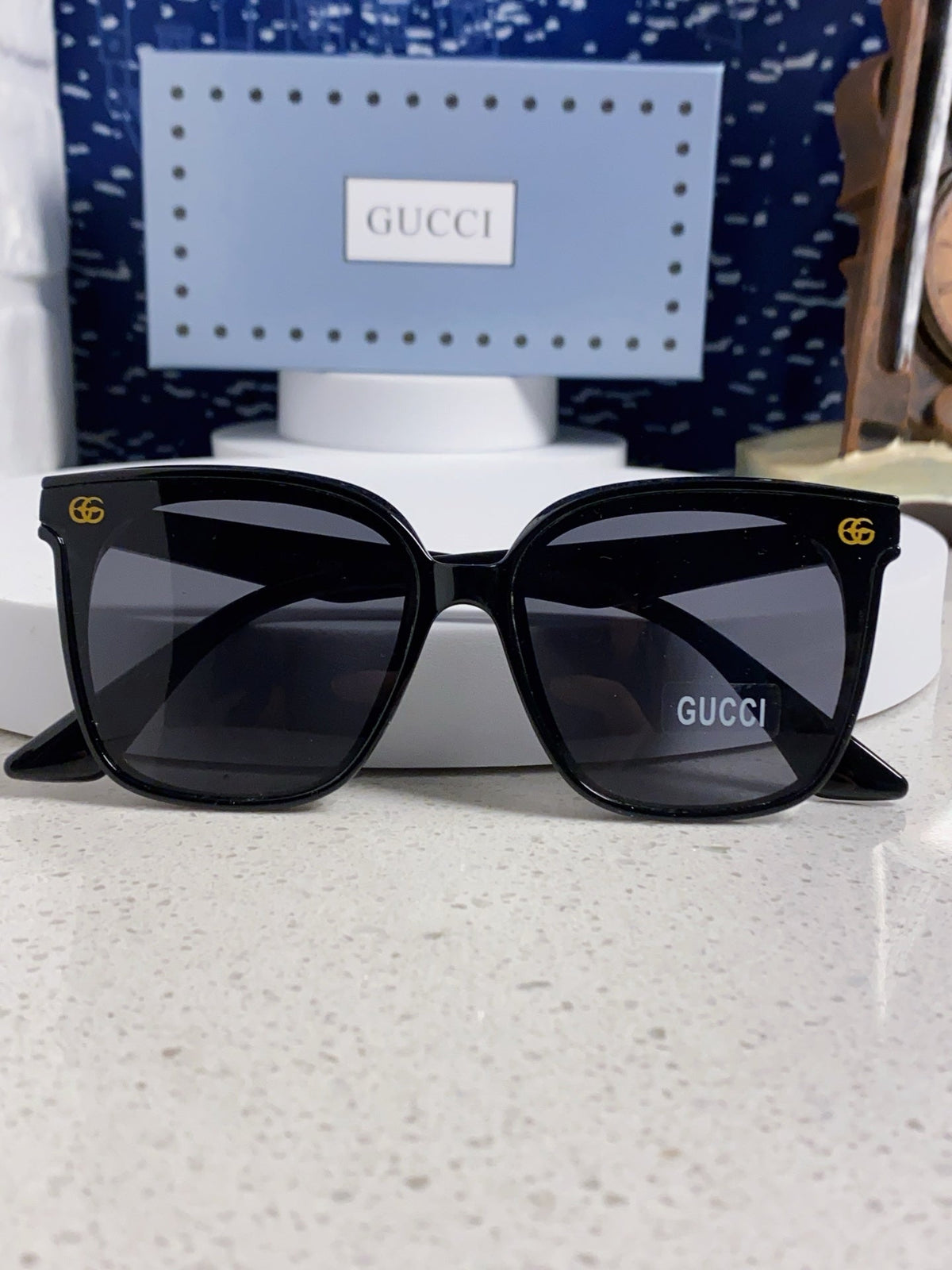 SQUARE FRAME SUNGLASSES 575854 IN BLACK ACETATE