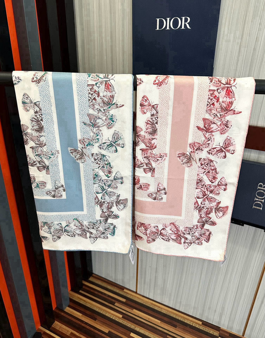 DIOR SCARF 90 CM IN SILK 733845