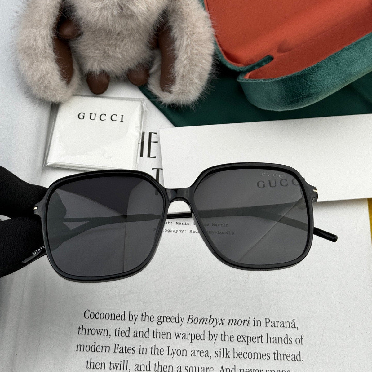 SQUARE FRAME SUNGLASSES G9747 IN ACETATE AND METAL
