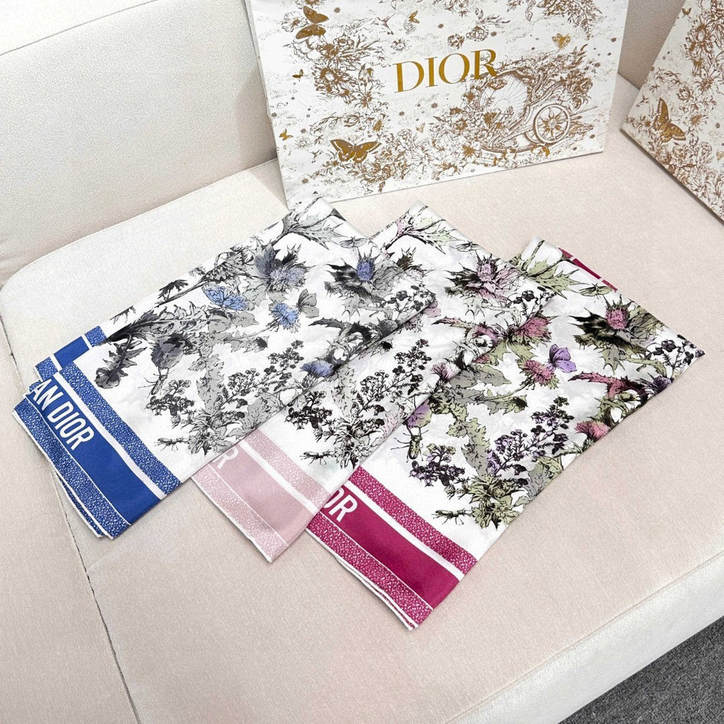 DIOR SCARF 90 CM IN SILK FABRIC 702044